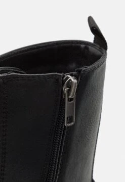 Pier One Veterboots - Black -Mode Verkoop 039c123f8b4b4151b8d0bff251574ade