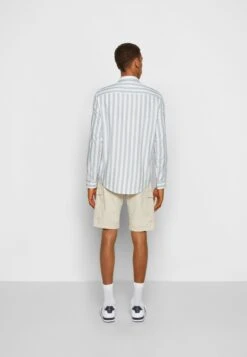 Pier One Overhemd -Light Blue/White 11 Pier One Overhemd -Light Blue/White -Mode Verkoop 11e4d79f744648cc9aef0b3334080fcb