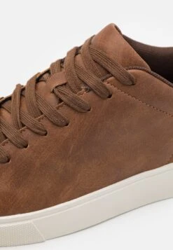 Pier One Unisex - Sneakers Laag - Cognac -Mode Verkoop 1ede9a8d3f614add9e57eb38fcd5178b