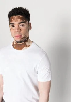 Pier One 10 Pack - T-Shirt Basic - White/Black -Mode Verkoop 20c7d5f73fe449b7b6c0eb7a99388079