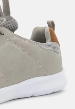 Pier One Sneakers Laag - Light Grey 11 Pier One Sneakers Laag - Light Grey -Mode Verkoop 352a51dd935a42d4b948d56413b28ca7