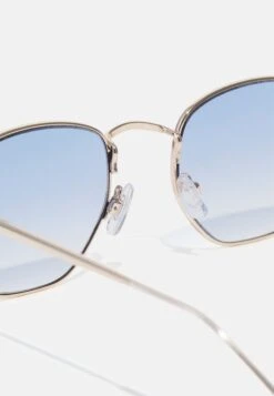 Pier One Unisex - Zonnebril - Light Blue -Mode Verkoop 5579151b1f8843b1ac6ca84bcea681e0