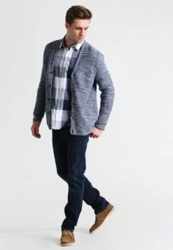 Pier One Basic - Straight Leg Jeans - Dark Blue Denim -Mode Verkoop 6c1a02ddcf5d41dea4cd13c40af54d07