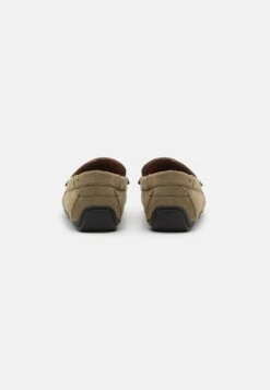 Pier One Unisex - Mocassins - Olive 8 Pier One Unisex - Mocassins - Olive -Mode Verkoop 83d1f5a6a06847da9775750cb73a9d57