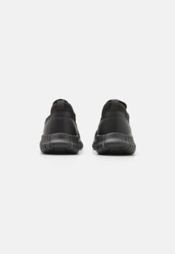 Pier One Sneakers Laag - Black 8 Pier One Sneakers Laag - Black -Mode Verkoop 8c00dac42ca54760bb9e30aa6c287d7d