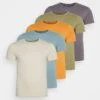 Pier One 5 Pack - T-Shirt Basic - Orange/Dark Blue/Green