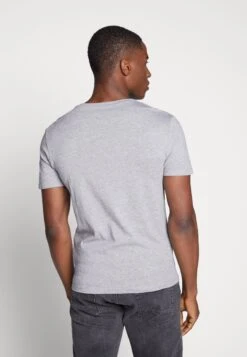 Pier One 3 Pack- T-Shirt Basic - Black, Grey, Green -Mode Verkoop b3e2272097fd45d28e31884f564c0681