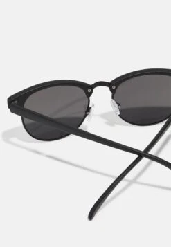 Pier One Unisex - Zonnebril -Black -Mode Verkoop f41786acb4f54644b6e1caf49d70a762