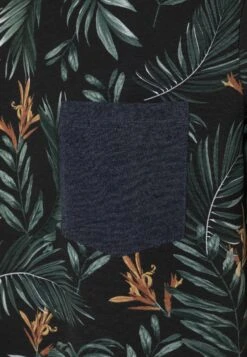 Pier One 2 Pack - T-Shirt Print - White/Multi-Coloured -Mode Verkoop f60a19bf04324eb98fa6e9c69f399f60